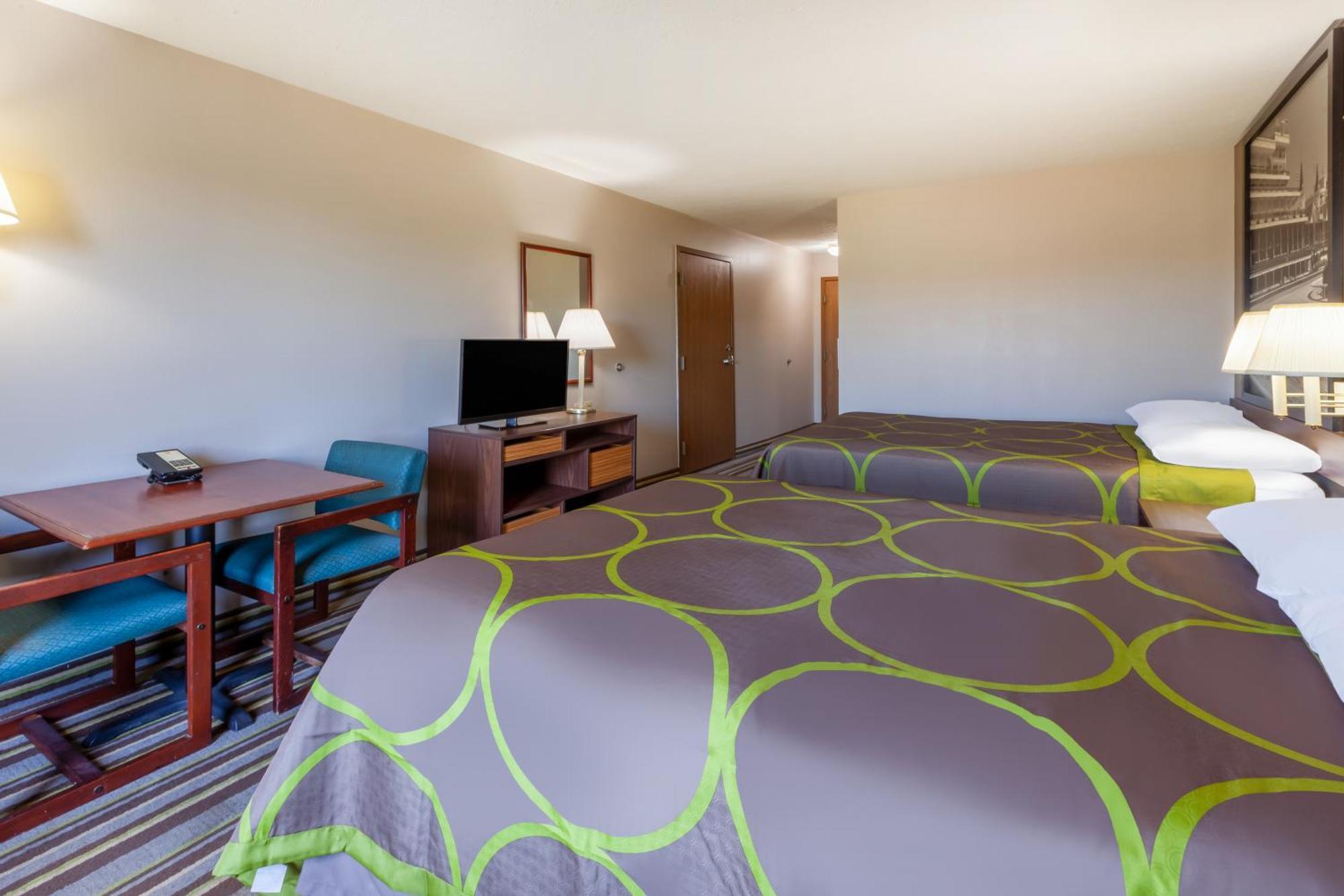 Super 8 By Wyndham La Grange Ky Otel Dış mekan fotoğraf